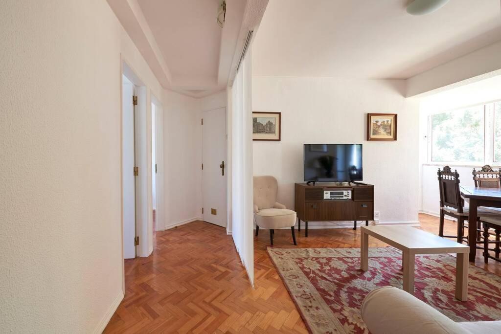 Appartement Sofimar Airport *